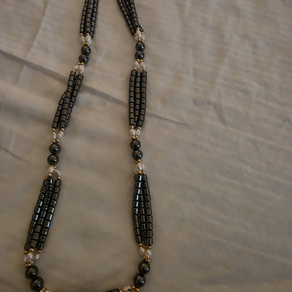 Elegant Black and Gold Beaded Necklace